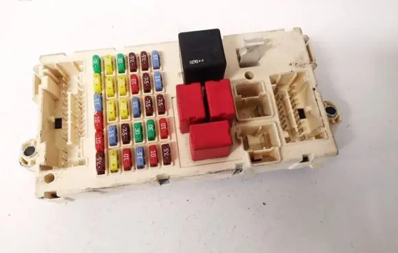 Alfa Romeo 159 Fuse box set 60686059