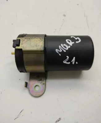 Vacuum air tank