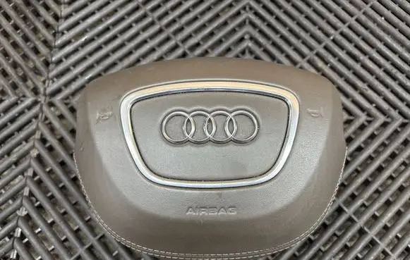 Audi A8 S8 D4 4H Steering wheel airbag 4H0880201S 618081204D 670AMR200QDU5E