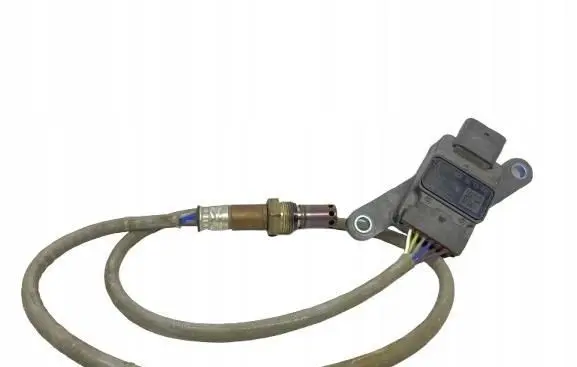 Mercedes-Benz Sprinter W907 W910 Lambda probe sensor A0009059613