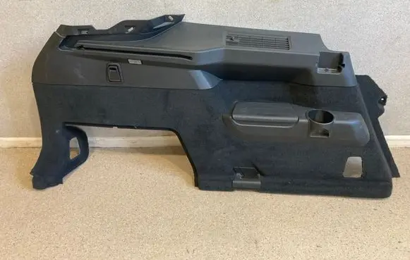 Volvo XC90 Trunk/boot side trim panel 39825189