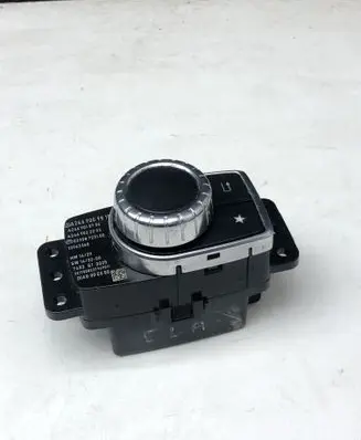 Mercedes-Benz B W246 W242 Head unit multimedia control A2469009815