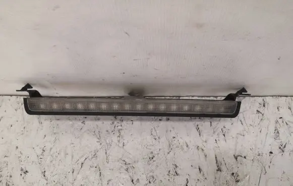 Volvo V70 Third/center stoplight 8658948
