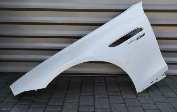 Mercedes-Benz SL R232 Fender