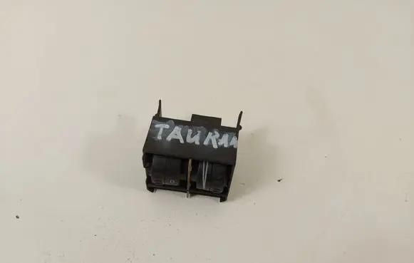 Headlight level adjustment motor