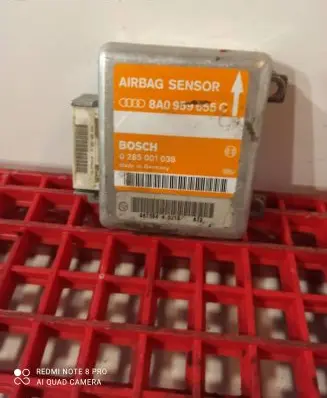 Audi A4 S4 B5 8D Airbag control unit/module 8A0959655C 0285001038