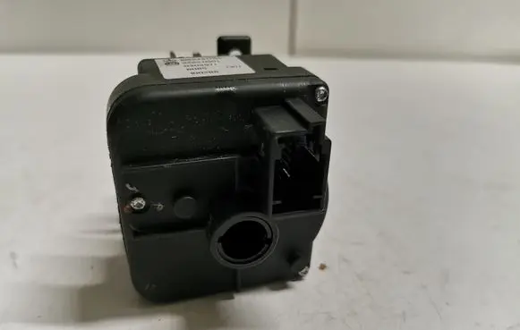 Mercedes-Benz B W245 Light switch 1695451704