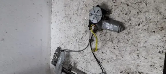 Mazda 323 F Rear door window regulator motor 50612