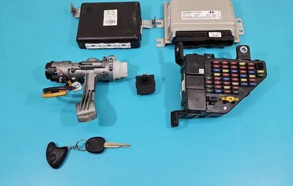 Hyundai Tucson JM Engine control unit/module ECU 39171-23271 IMPRK1479395