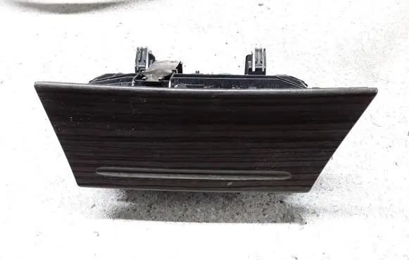 Ford Focus Ashtray (front) 8M51A044J53AA