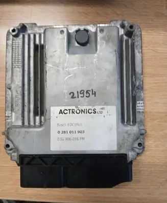 Volkswagen Golf VI Engine control unit/module 03G906016FM 0281011903