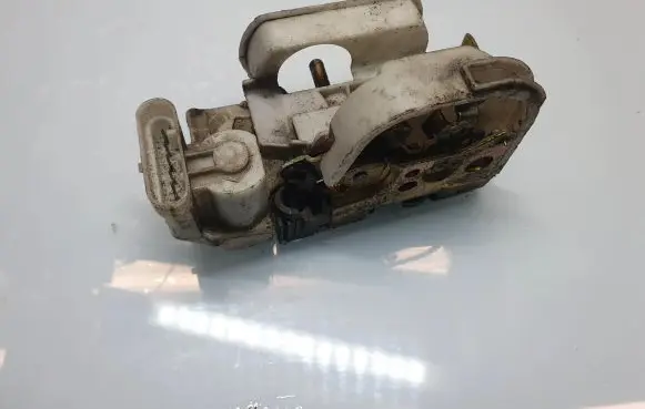 Fiat Punto (188) Front door lock