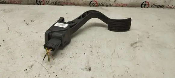 Peugeot 5008 Accelerator throttle pedal PA66GF30 7753762 86ER19