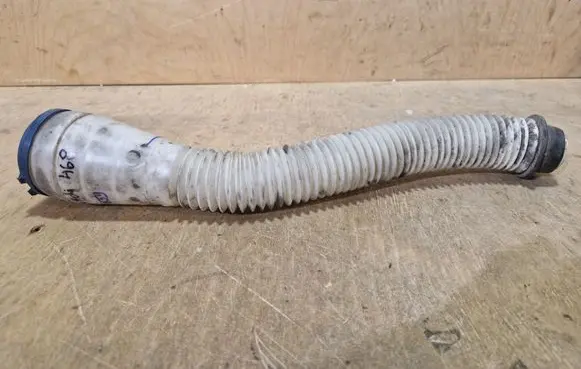 Citroen C4 I Window washer liquid tank fill tube 