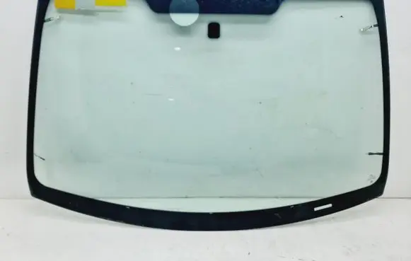 Ford Fusion Front windscreen/windshield window 