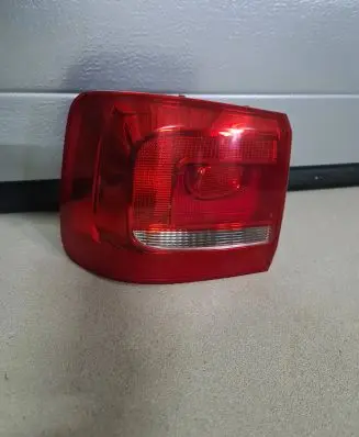 Volkswagen Touran II Rear/tail lights 1T0945095B 80056148 2SD01046800