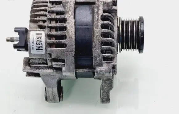 Renault Megane III Generator/alternator 231000024R