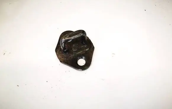 Nissan Note (E11) Rear door lock loop/hook striker 
