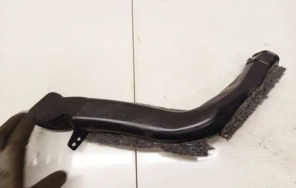 Mitsubishi Outlander Cabin air duct channel 