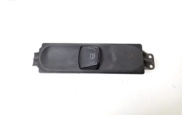 Mercedes-Benz Vito Viano W639 Electric window control switch A6395451413