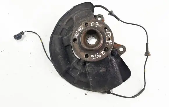 Front wheel hub spindle knuckle