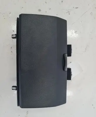 Mazda 6 Glove box