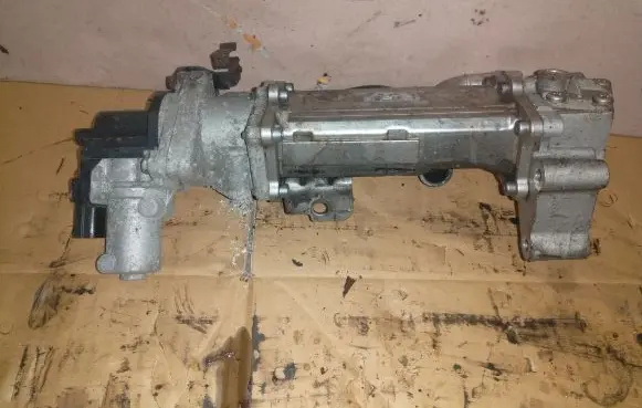KIA Sportage EGR valve cooler 284162A850