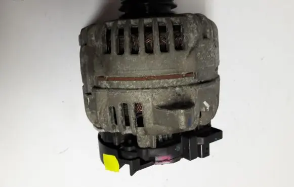 Renault Megane III Generator/alternator 8200660025 8200660025A