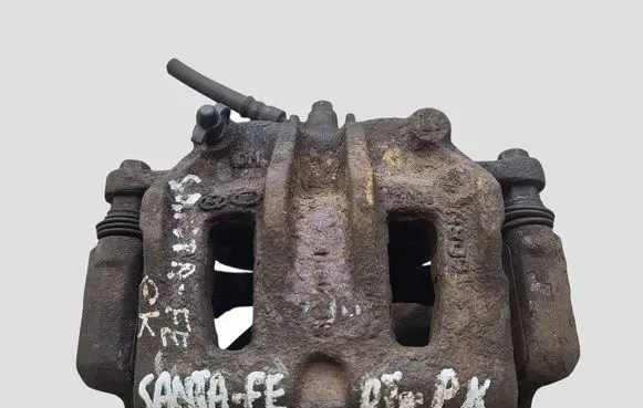 Hyundai Santa Fe Front brake caliper