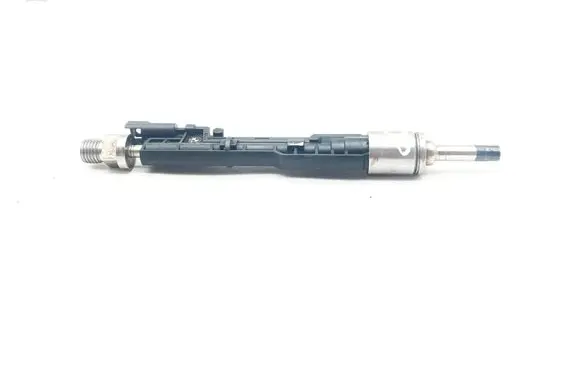 BMW 7 G11 G12 Fuel injector 13648638255