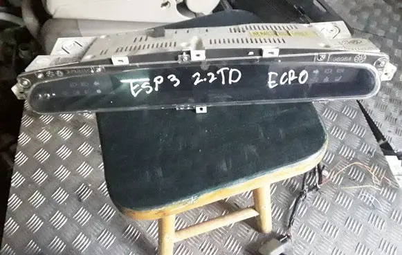 Renault Espace III Speedometer (instrument cluster) 6025312689