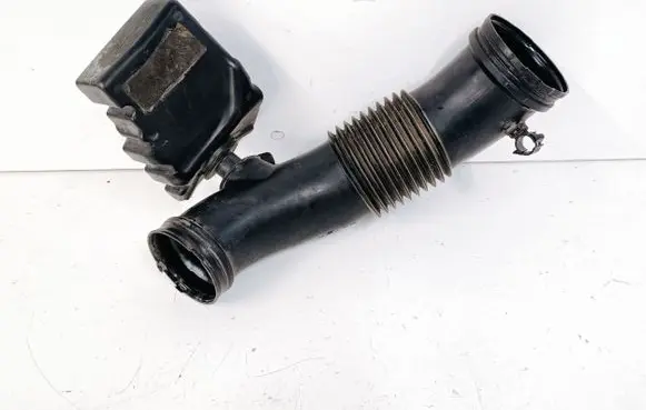 Audi Q5 SQ5 Intake resonator 06E133911J 06E129629S