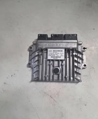 Citroen C5 Engine control unit/module 9665843380