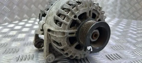 Opel Mokka Generator/alternator 13502593