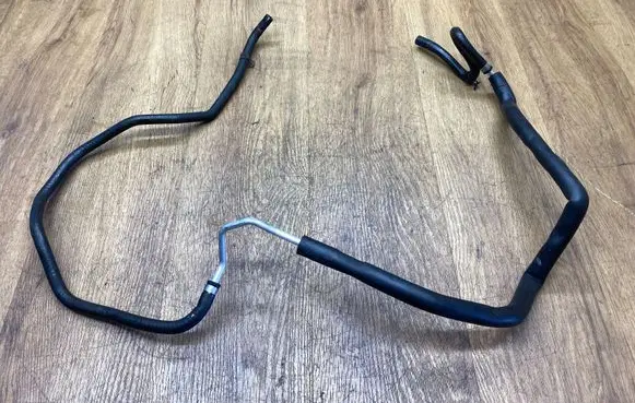 Mercedes-Benz GLE (W166 - C292) Engine coolant pipe/hose A1668304000