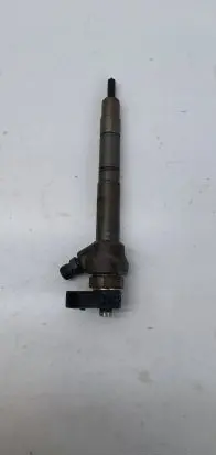 Audi A3 S3 8V Fuel injector 04L130277E