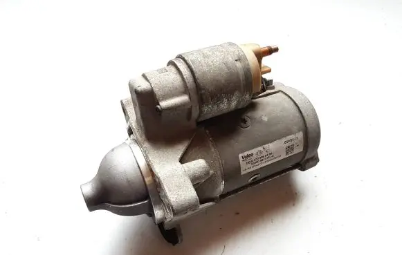 Nissan Navara D23 Starter motor A4709060400 233009813R