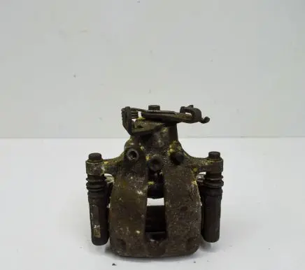 Opel Insignia A Rear brake caliper