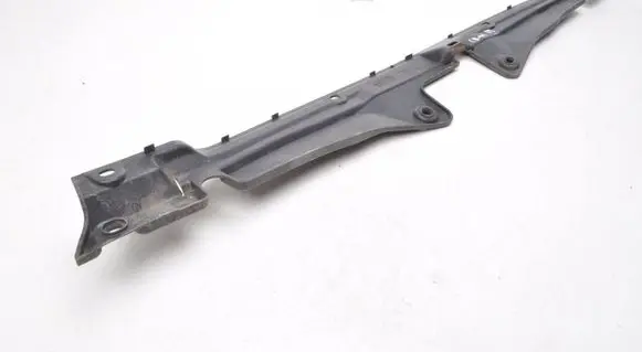 Honda CR-V Engine bonnet/hood lock trim molding 71123-SKN-E000