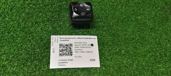 Mercedes-Benz Sprinter W901 W902 W903 W904 On-board computer control switch 0085459607