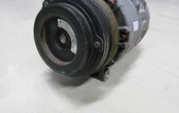 BMW 7 E38 Air conditioning (A/C) compressor (pump) 447220-8114 8737