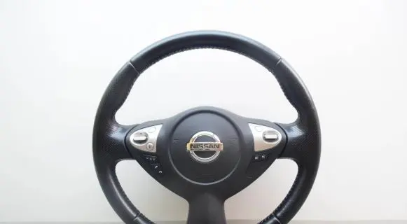Nissan Juke I F15 Steering wheel 34232409A 34164696D