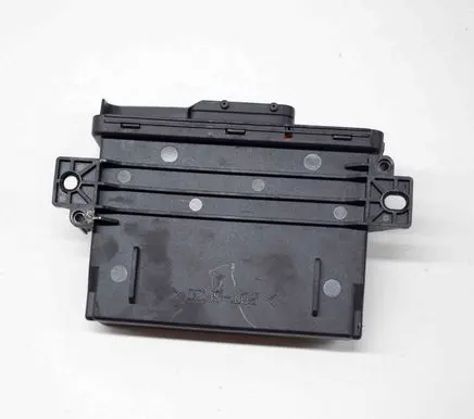 Audi A8 S8 D3 4E Central body control module 4E0907280A 4E0910280