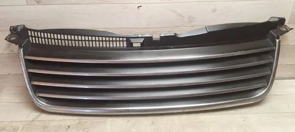 Volkswagen PASSAT B5.5 Front bumper upper radiator grill 