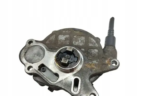 Volkswagen Transporter - Caravelle T5 Vacuum pump 03L145100