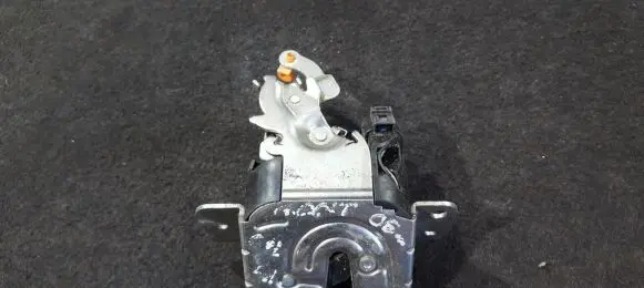 Mitsubishi Colt Tailgate/trunk/boot lock/catch/latch MR959190CL MR959190