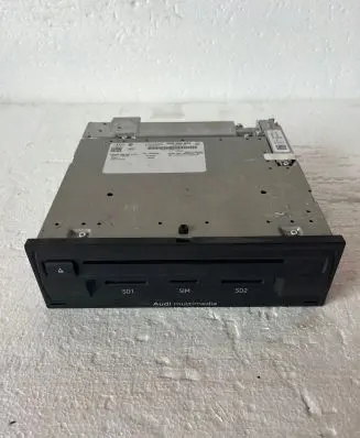 Audi Q7 4M Navigation unit CD/DVD player 4M0035034