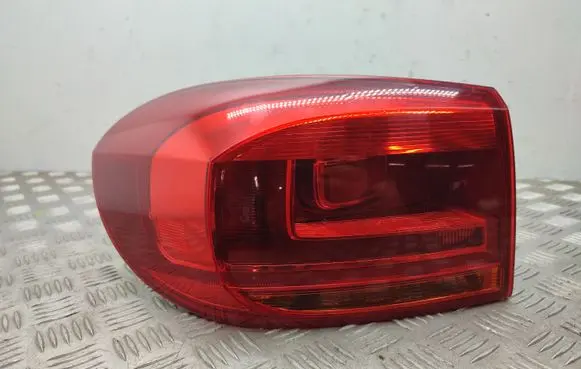 Volkswagen Tiguan Rear/tail lights
