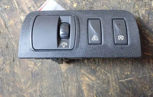 Renault Scenic III - Grand scenic III Headlight level height control switch 648450001R
