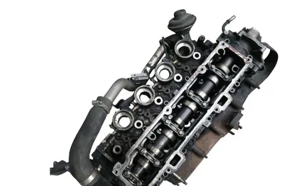 Ford Focus C-MAX Engine head 2S616030BB